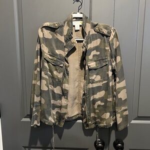 C&C CALIFORNIA Army Camo Mock Neck Full Zip Lyocell Utility Jacket-Size Small
